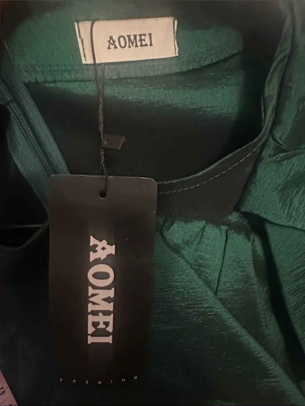 Aomei Elegant Emerald Green Ruffle-Accent Midi Dress - Picture 4 of 4